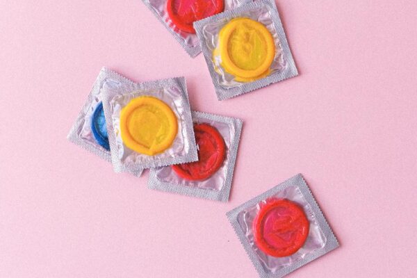 10 תנוחות המין הטובות ביותר לנסות עכשיו 10 תנוחות המין הטובות ביותר לנסות עכשיו